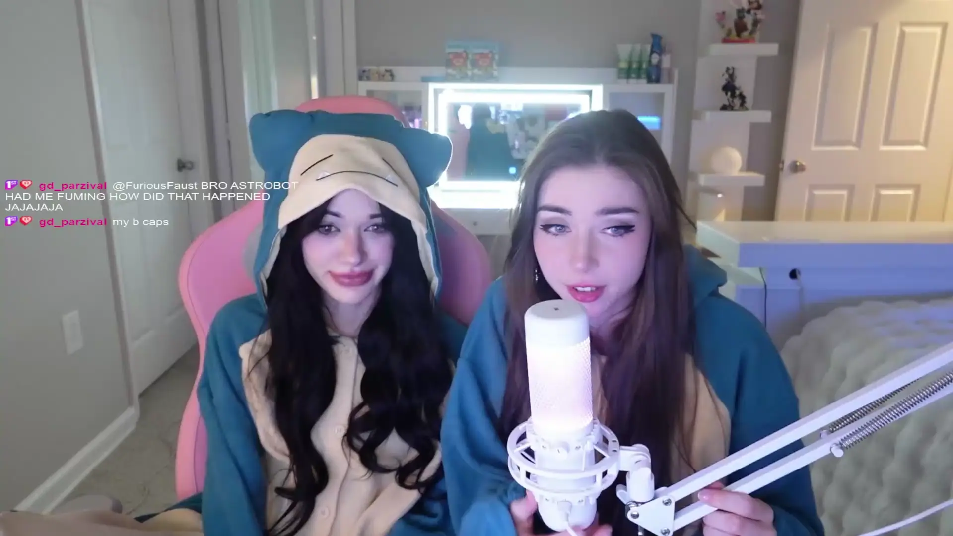 duckiecos & chococae - Snorlax Onesie