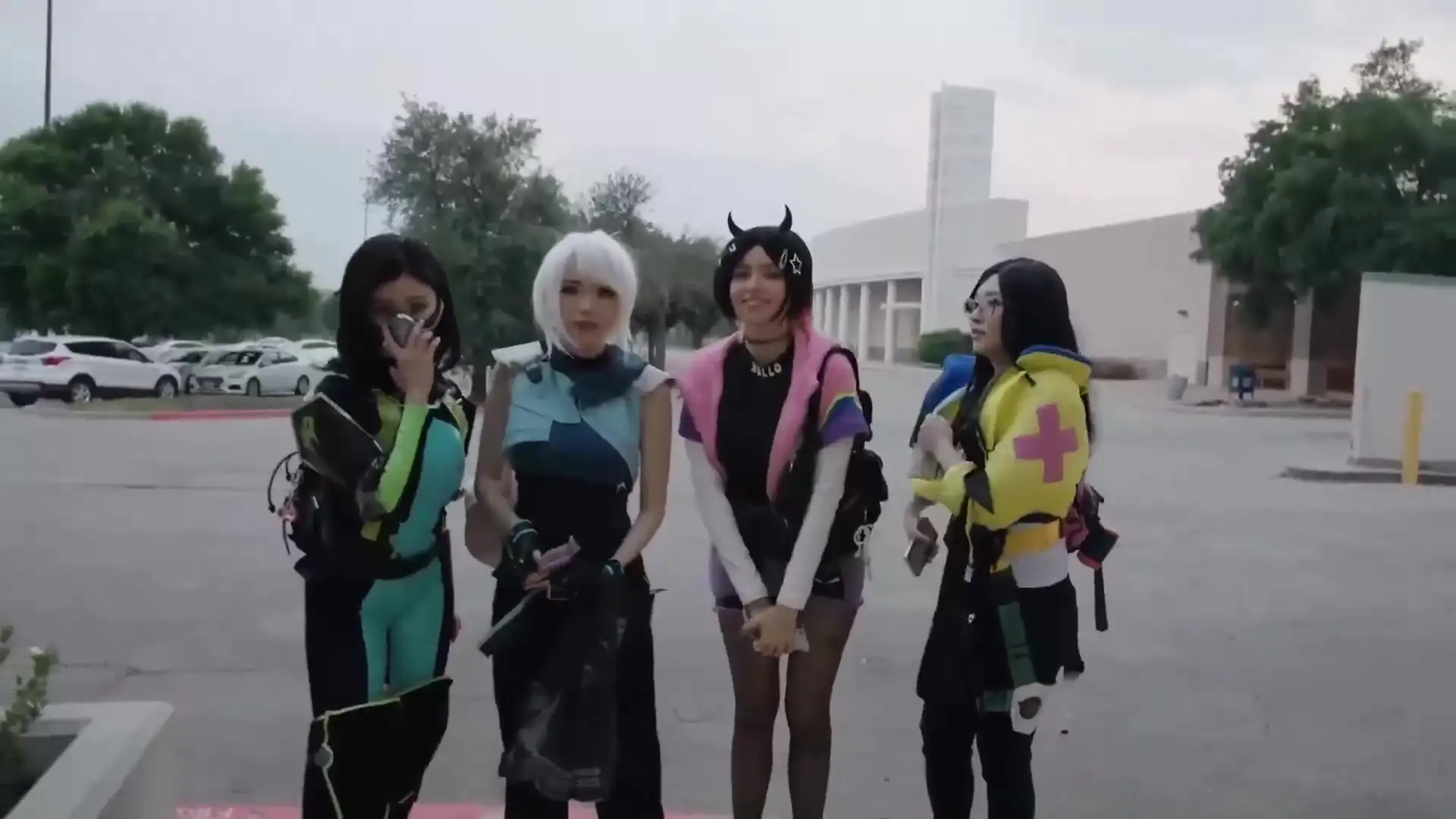 Emiru, Pokimane, Aria, Hyoon - Valorant Cosplays #2